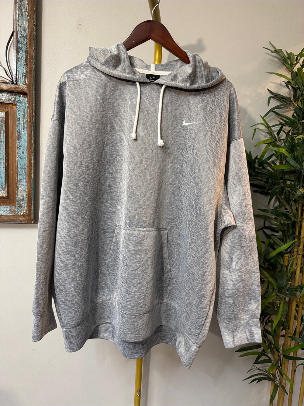 Nike shimmery Light Gray Washed Pullover Hoodie EUC XL